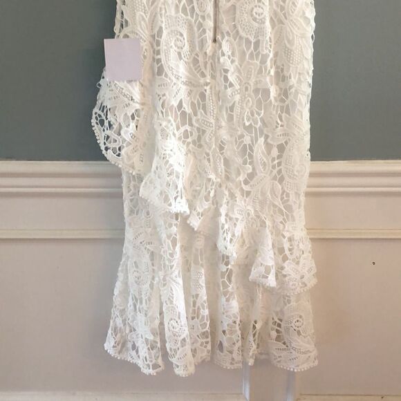 NEW Lulus Women’s Small White lace maxi portrait beach wedding dress - Picture 14 of 16